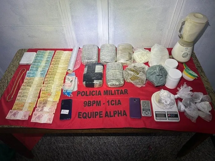 Homem é preso por tráfico de drogas em Cachoeiro de Itapemirim