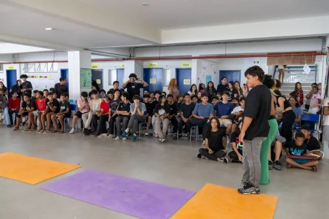 Escola Mathew Lucca realiza primeiro ‘Slam do Sertão’ e celebra talentos estudantis com cultura, resistência e interdisciplinaridade