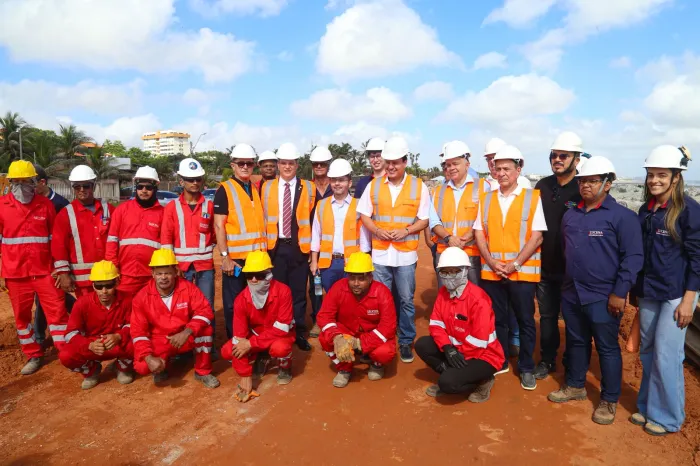 Governador em exercício vistoria obra do novo prolongamento da Avenida Litorânea, em São Luís