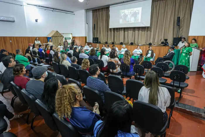 Prefeitura de Caruaru realiza Sarau para celebrar conquistas da alfabetização dos estudantes da EJA 60+