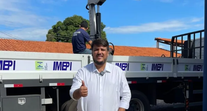Imepi recebe novo caminhão munck para controle de peso de cargas nas rodovias