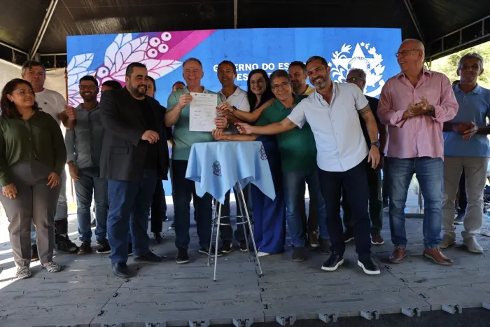 Guarapari recebe obra de pavimentação de rodovia e serviço de teleconsultas em saúde mental