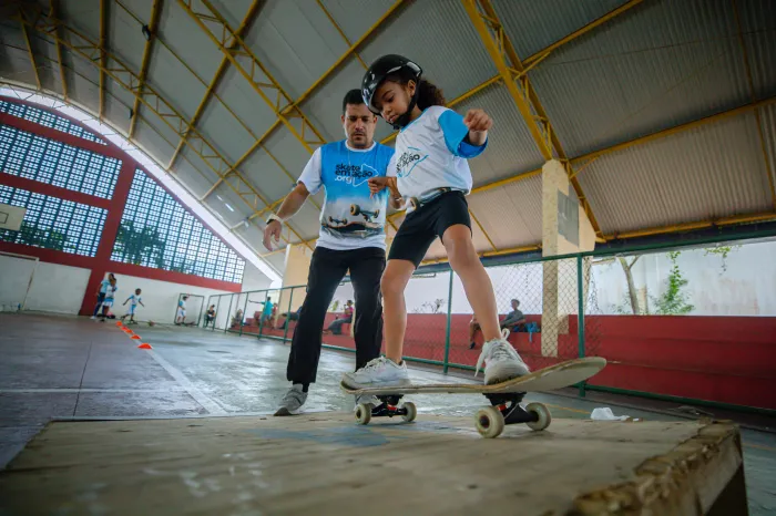 Projeto Skate em Ação atende mais de 280 crianças e jovens da rede municipal
