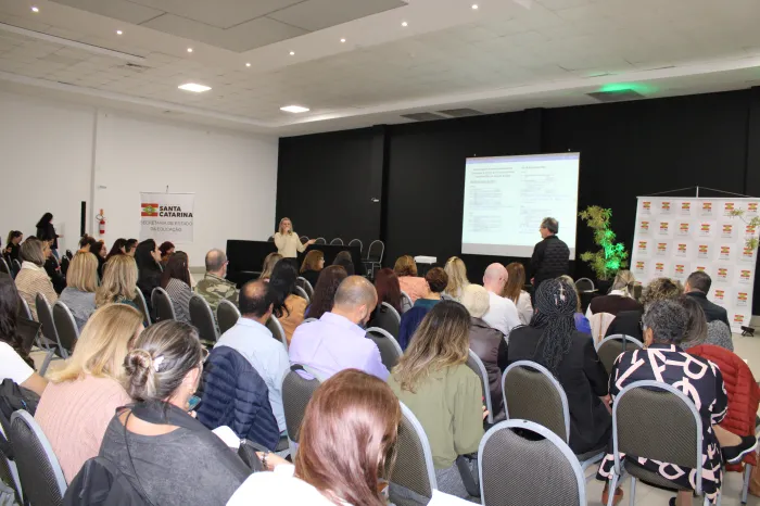 Secretaria realiza segundo seminário para elaboração da Política de Educação em Tempo Integral para o Território Catarinense