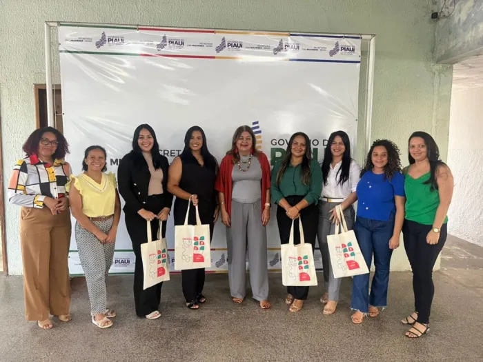 Sempi recebe visita de representantes da Casa da Mulher Amarantina