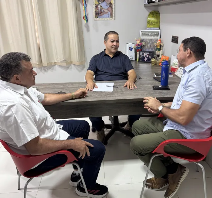 Em visita institucional, presidente da Caema anuncia parcerias com a Prefeitura de Imperatriz