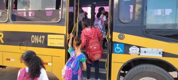 Requerimento cobra informações sobre o transporte escolar no distrito de Primavera