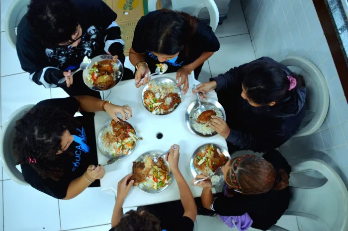Seduc garante alimentação escolar de qualidade para mais de 320 mil estudantes da rede estadual
