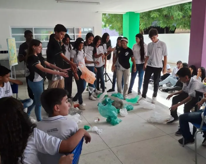 Estudantes da ECI Francelino Alencar Neves participam de atividades em alusão ao Dia Mundial do Meio Ambiente