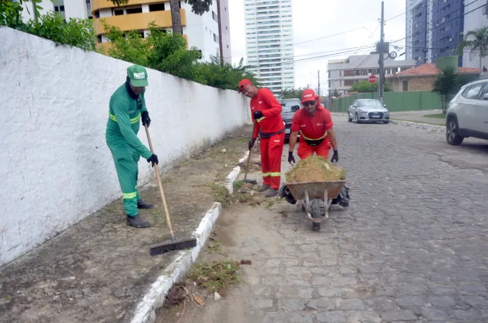 Emlur executa serviços de manutenção em 22 bairros nesta semana