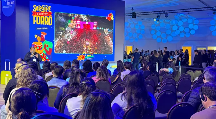 Sergipe capacita 300 profissionais de turismo no Paraná e divulga atrativos do estado