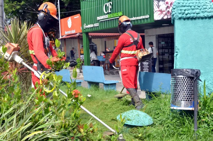 Emlur inicia serviços de roço e capinação em todas as unidades do Parque Parahyba