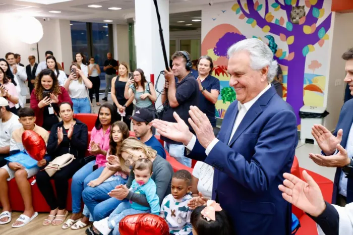 Caiado recebe os primeiros pacientes pediátricos do Cora (Foto: André Saddi e Rômulo Carvalho)