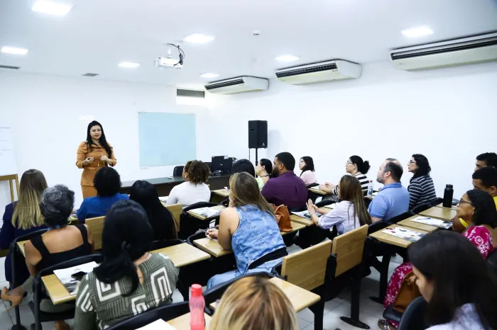Escola do Legislativo promove curso de Redação Oficial para servidores da Assembleia Legislativa