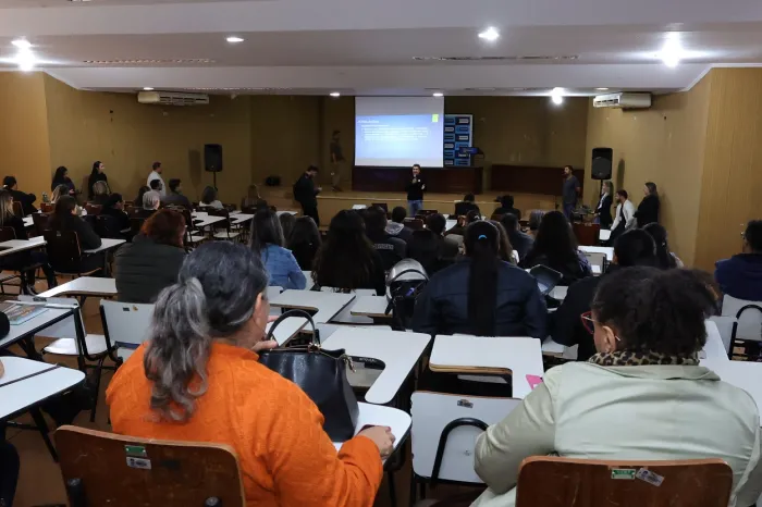 Prefeitura faz capacitação sobre inteligência emocional para profissionais de saúde