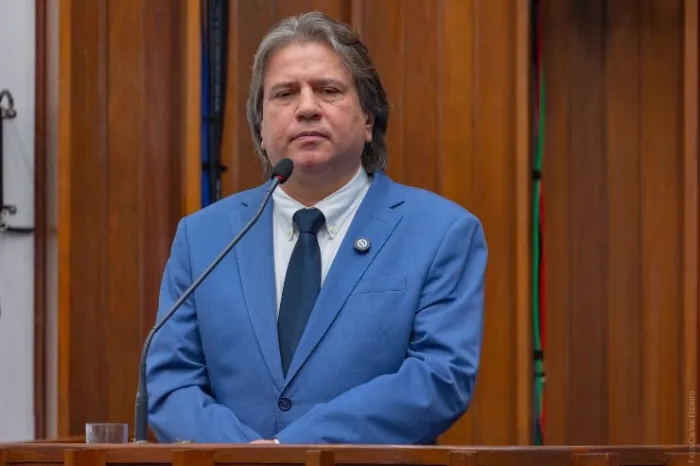 Decisão da Azul de suspender voos diretos preocupa Caravina