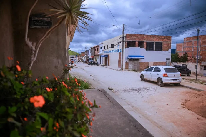 Minha Rua Nova – Ruas do José Liberato recebem obras de pavimentação e drenagem