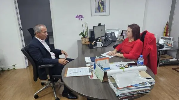 Vereador busca apoio federal para educação e assentamento em audiência estratégica em Brasília
