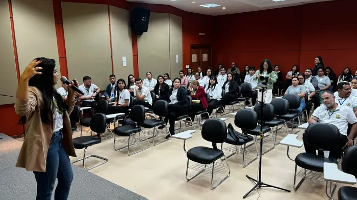 Prefeitura de Rio Branco realiza oficina de origami e palestra sobre saúde e meio ambiente na OCA