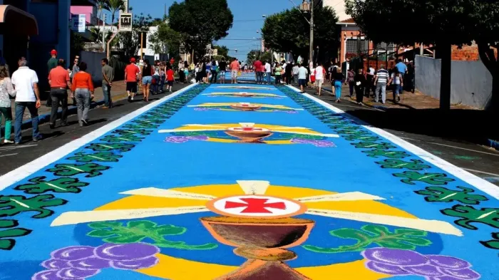 Corpus Christi deve movimentar R$ 5,9 bi e atrair 3,2 milhões de turistas em SP; veja atrações