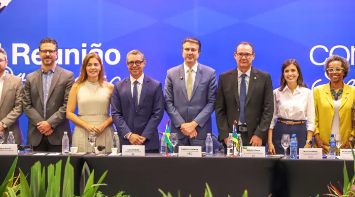 Fábio Mitidieri destaca investimentos em reunião do Consed em Aracaju junto a ministro da Educação