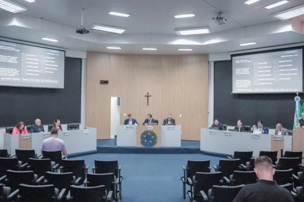 Sorriso: vereadora pede alteração em estatutos para que servidor não perca licença-prêmio por afastamento de saúde