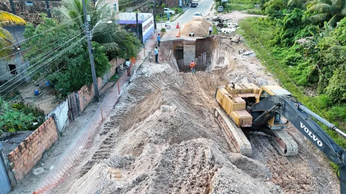 Seinfra realiza obra de drenagem e recuperação viária no Parque Verde II