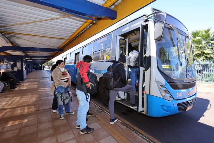 Prefeitura disponibiliza ônibus gratuito para a 46ª Festa Junina de Dourados