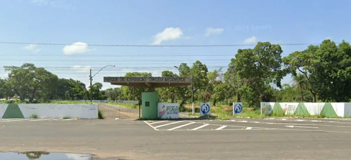 Governo do Piauí realiza sessão de licitação para concessão do Parque de Exposição Dirceu Arcoverde nesta segunda (16)