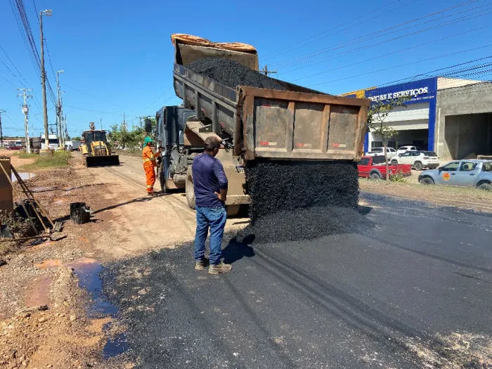 Obras: Operação Tapa-Buraco repara trecho urbano da BR -155 próximo ao Bairro Km-7