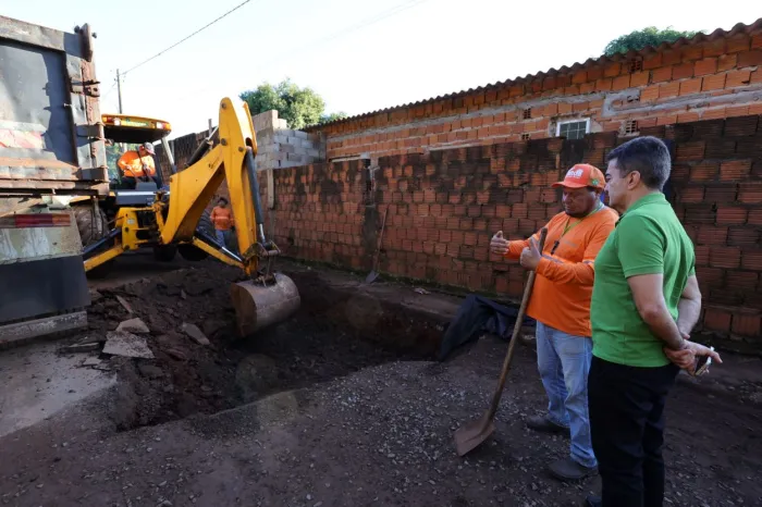 Obra da prefeitura para recuperar trecho da Via Parque deve terminar em 45 dias