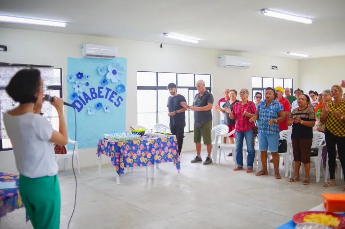 Ação educativa pelo Dia Nacional do Diabetes é realizada para idosos na USF José Américo I
