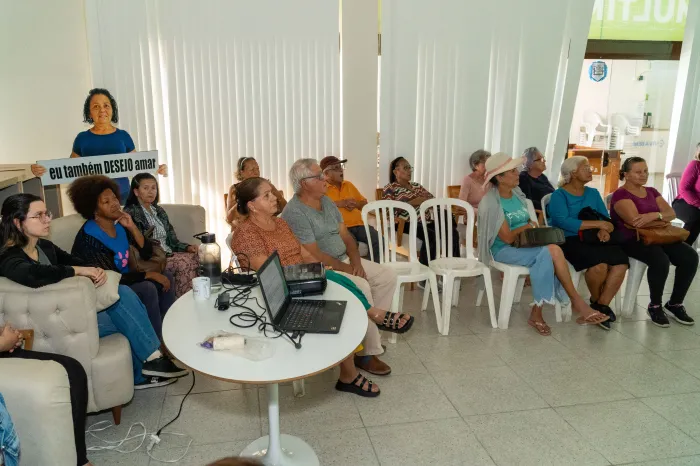 Prefeitura de Bertioga inicia programação do Junho Violeta com ações voltadas aos idosos