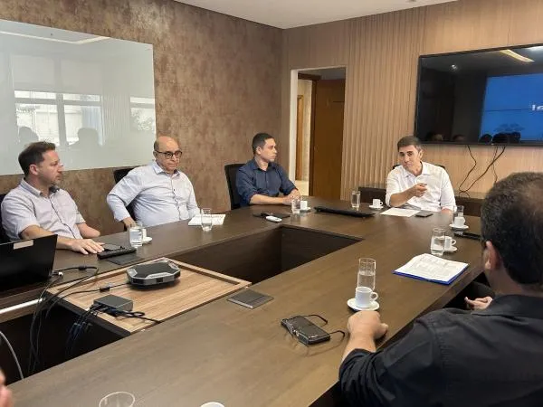 Vereadores cobram do Estado conclusão das escolas Mário Raiter e Tiradentes