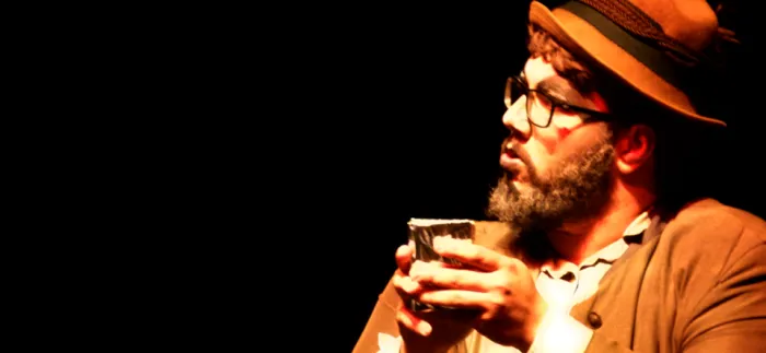 Montagem cênica da ópera cômica 