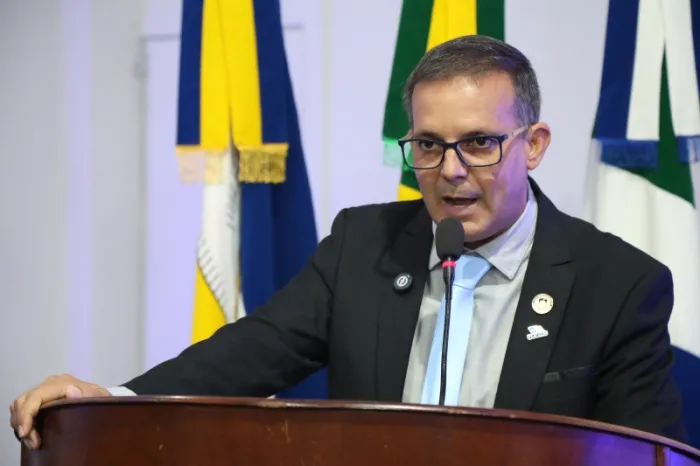 Inspetor Cabral é coautor do projeto que institui Troféu Sireunise Camargo Dorta