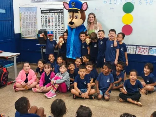 CIES promove palestra sobre Combate ao Abuso Sexual para alunos da Escola Leonel Brizola