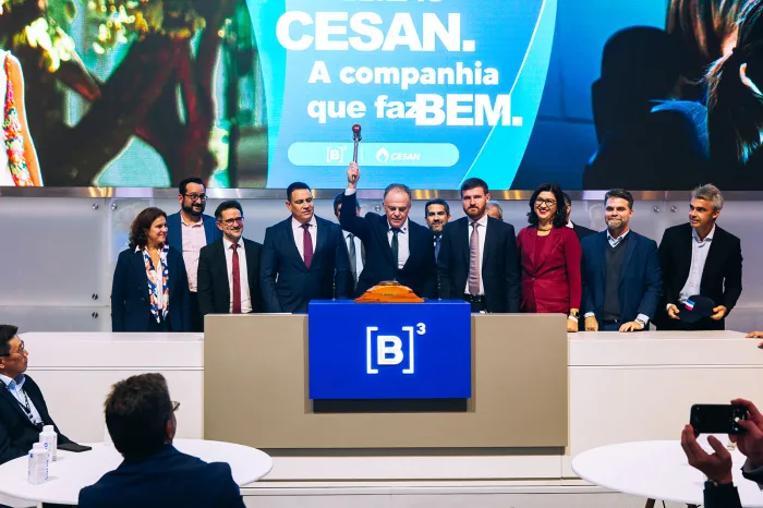 Leilão internacional define parceiros privados para ampliar tratamento de esgoto em 43 municípios do Espírito Santo
