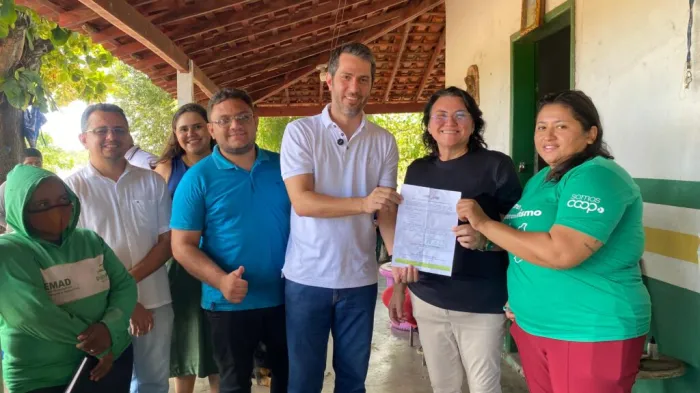 Semarh entrega 42 kits de proteção para catadores de materiais recicláveis em Piripiri