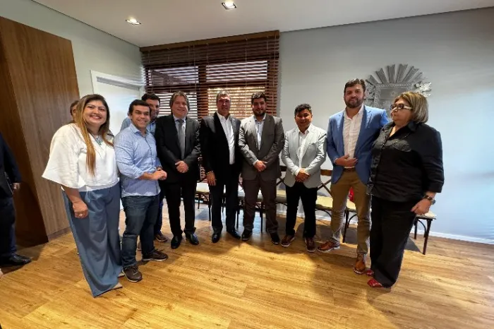 Caravina participa de agenda do MS Ativo e garante investimentos para Anaurilândia