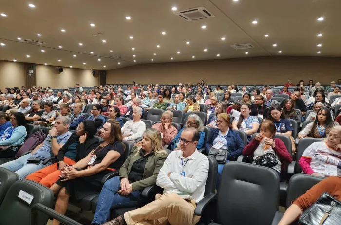 Dourados e mais sete municípios discutem políticas públicas para pessoa idosa