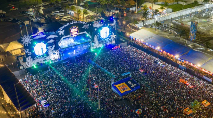 Arraiá do Povo retoma programação de shows e atrai mais de 32 mil pessoas para a última ‘Terça do Arrocha’
