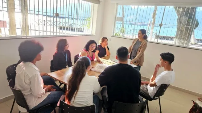 Secretaria de Obras promove imersão cultural para estagiários em acervo de patrimônio tombado