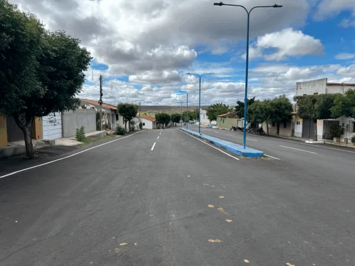 Isaías Coelho recebe pavimentação asfáltica na área central da cidade