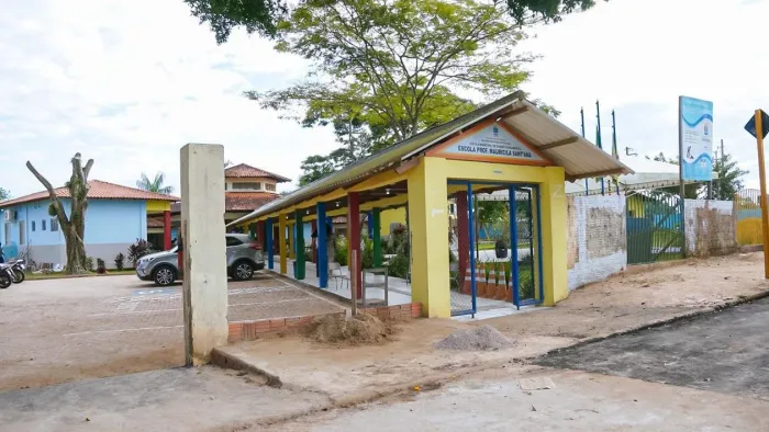 Prefeitura de Rio Branco investe em reforma e ampliação de escolas para atender às exigências do Ministério da Educação