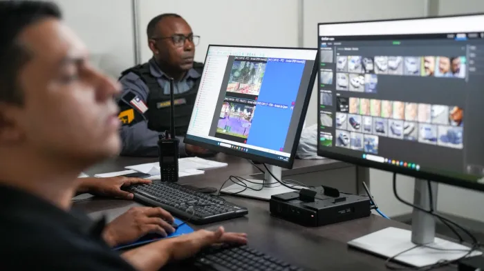 Com apoio de câmeras com reconhecimento facial, polícia prende líder de quadrilha de furtos de celular em grandes eventos do estado
