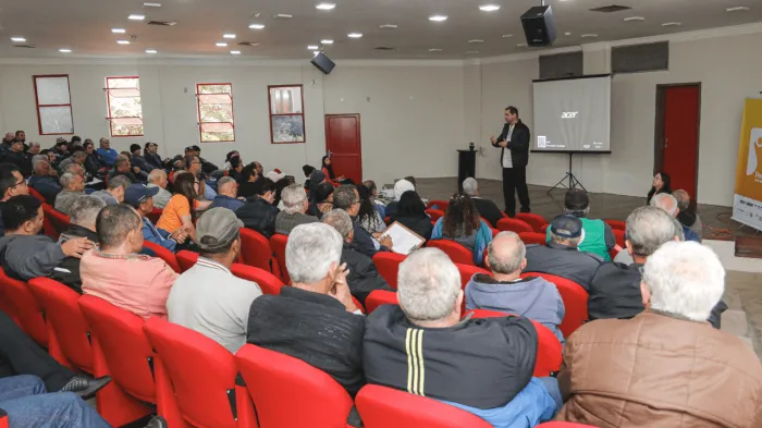 Prefeitura capacita motoristas para um transporte escolar mais seguro