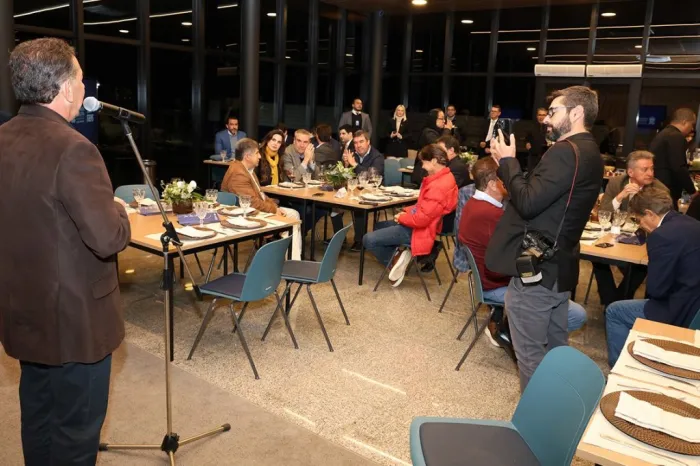 Setor industrial é tema do primeiro jantar de trabalho realizado em novo espaço da ALEMS