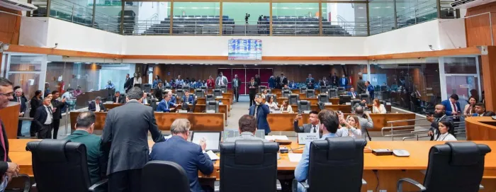 Plenário aprova MP que institui programa de pagamento e parcelamento de créditos tributários