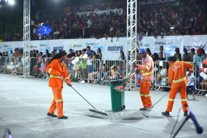 38º Festejo Junino: Agentes de conservação brilham dentro e fora da arena com o trabalho de limpeza